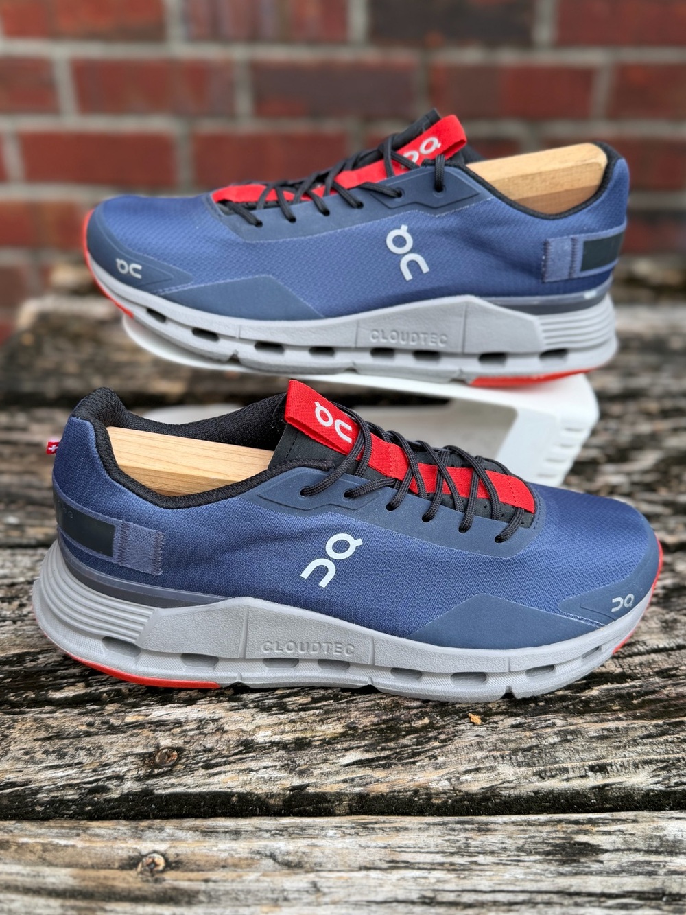 NWOB On Running Cloudnova Form Denim Red 26.98122 Men’s Sz 7 Running Shoes X5